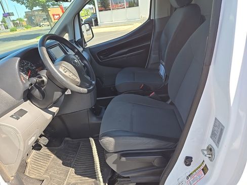 Used 2021 Nissan NV200 S w/ Back Door Glass Package image 12