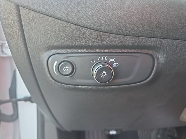 Used 2022 Chevrolet Equinox LT FWD image 26