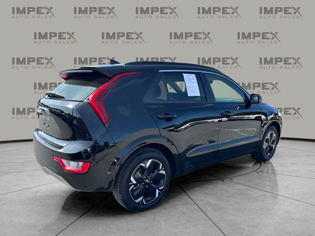 Used 2023 Kia Niro Wind FWD image 5
