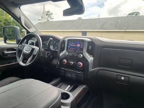 Used 2023 GMC Sierra 2500 SLT w/ SLT Premium Package AWD/4WD image 22