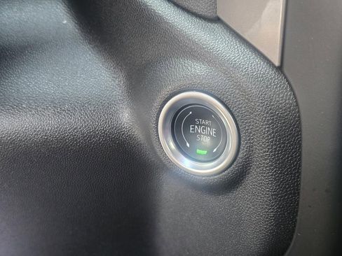 Used 2025 GMC Sierra 1500 Pro w/ Pro Value Package image 14