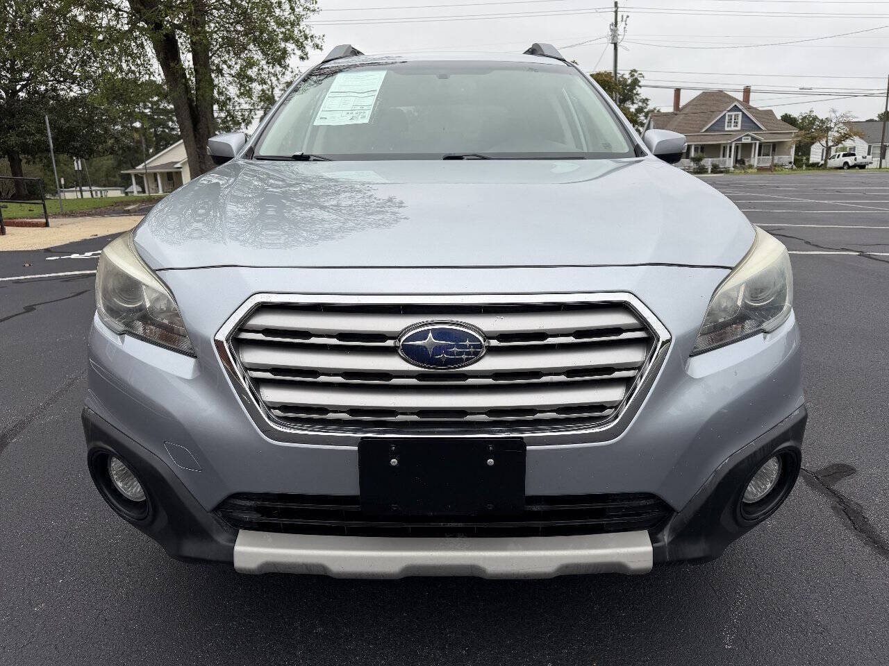 Used 2015 Subaru Outback 2.5i Limited AWD/4WD image 3