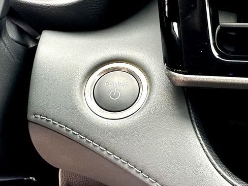 New 2026 Toyota Highlander Limited image 13