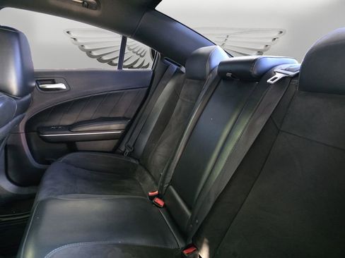 Used 2017 Dodge Charger R/T Scat Pack w/ Technology Group RWD image 13