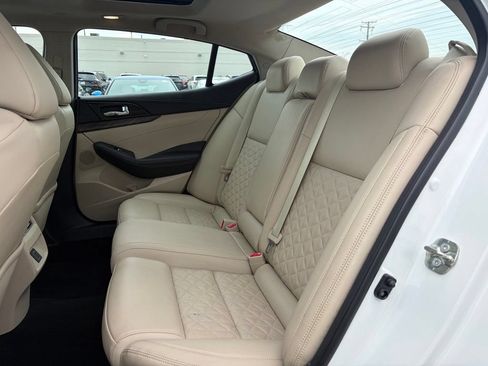 Used 2018 Nissan Maxima Platinum FWD image 24