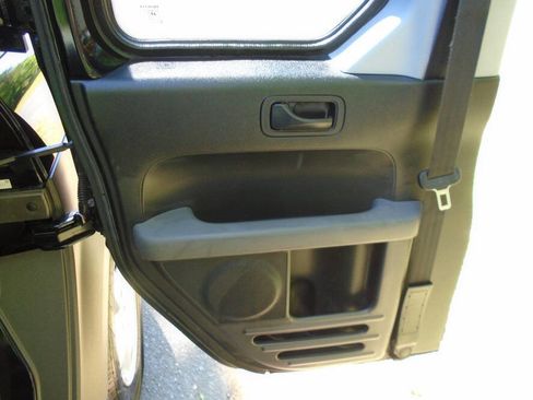 Used 2004 Honda Element EX image 17