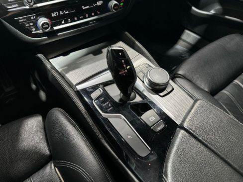 Used 2018 BMW 540i xDrive w/ M Sport Package AWD/4WD image 53