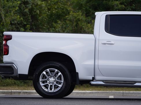 Used 2022 Chevrolet Silverado 1500 LT image 5