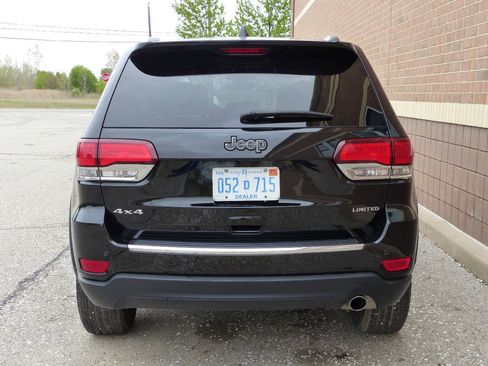 Used 2021 Jeep Grand Cherokee Limited AWD/4WD image 9