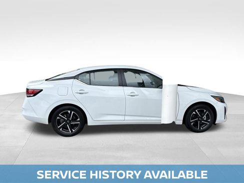 Used 2025 Nissan Sentra SV FWD image 6