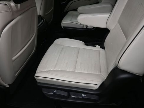 Used 2021 Cadillac Escalade Sport w/ Driver Assist Tech Package AWD/4WD image 23