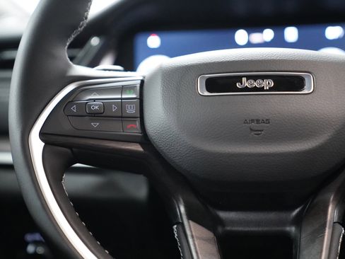 New 2026 Jeep Grand Cherokee L 4WD image 21