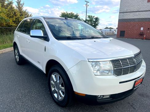 Used 2008 Lincoln MKX AWD image 3