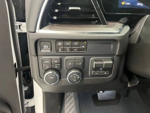New 2026 Chevrolet Tahoe LT w/ Comfort Package AWD/4WD image 14