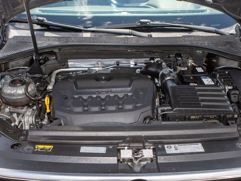 Used 2019 Volkswagen Tiguan SEL image 35