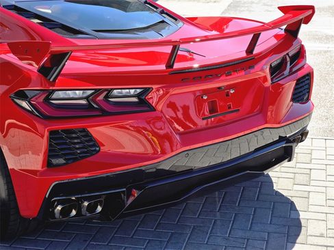 Used 2022 Chevrolet Corvette Stingray Premium Cpe w/ Z51 Performance Package image 8