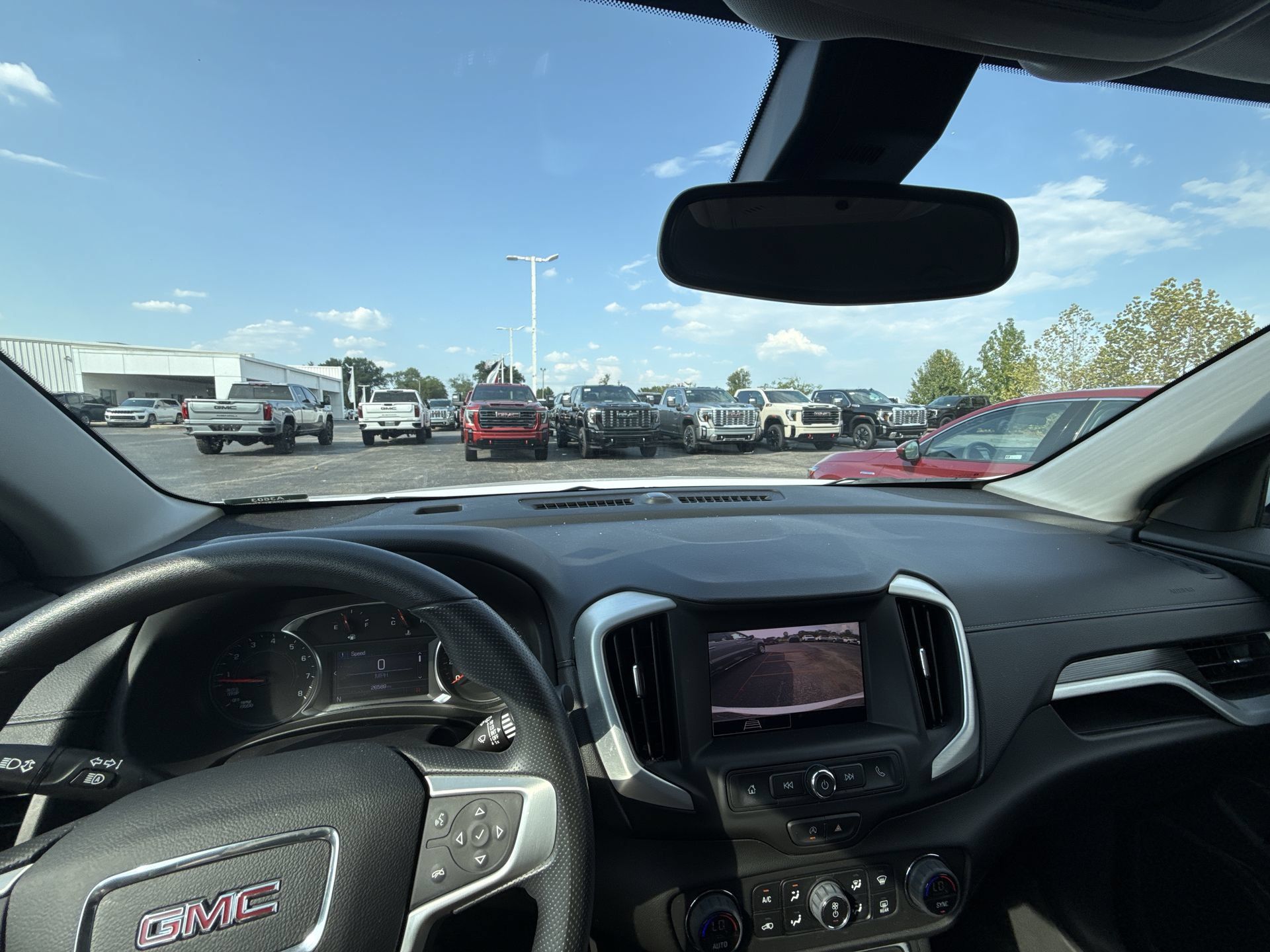 Used 2023 GMC Terrain SLE w/ Driver Convenience Package FWD image 27