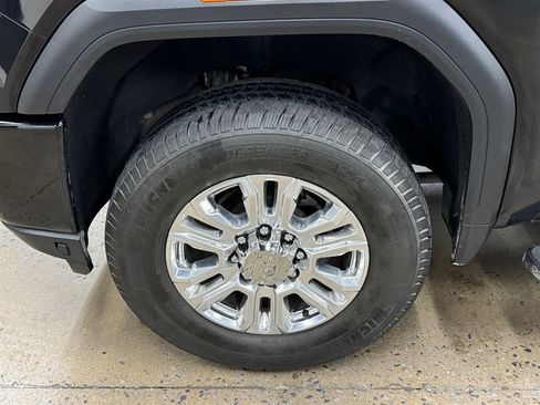 Used 2020 GMC Sierra 2500 Denali w/ Denali Ultimate Package AWD/4WD image 7