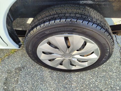 Used 2018 Nissan NV200 SV w/ Navigation Package image 22