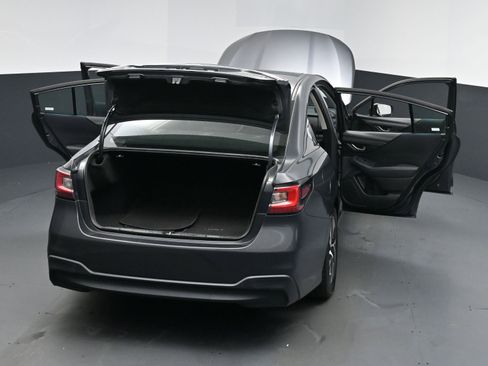 Used 2021 Subaru Legacy Premium image 16