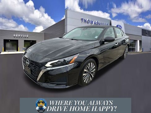 Used 2025 Nissan Altima 2.5 SV image 6