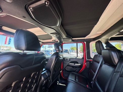 Used 2018 Jeep Wrangler Unlimited Rubicon AWD/4WD image 20