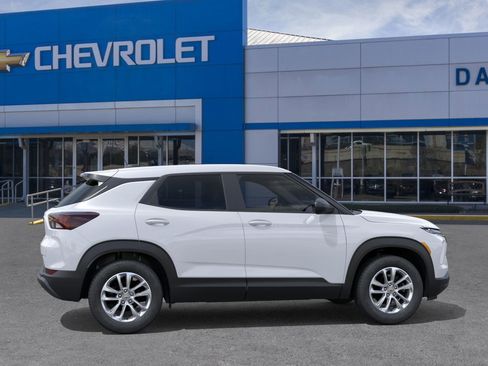 New 2026 Chevrolet TrailBlazer LS image 5