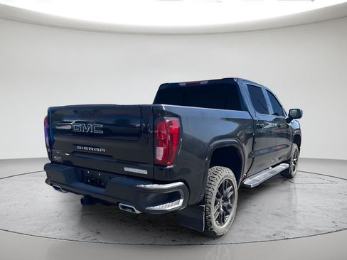 Used 2022 GMC Sierra 1500 Elevation w/ Elevation Premium Package AWD/4WD image 4