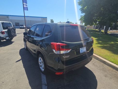 Used 2023 Subaru Forester AWD/4WD image 6