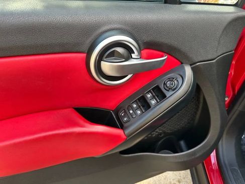 Used 2016 FIAT 500X Easy image 9