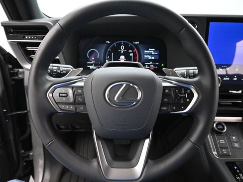 Used 2025 Lexus GX 550 AWD/4WD image 13