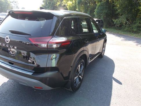 Used 2021 Nissan Rogue SL w/ Premium Package FWD image 14