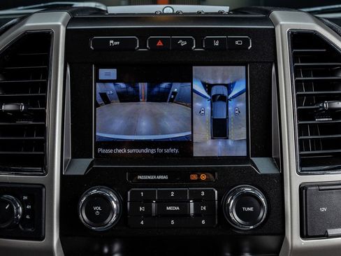 Used 2020 Ford F250 Lariat image 25