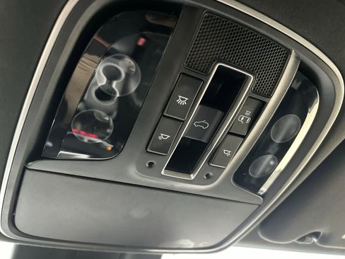 Used 2020 Kia Sorento SX image 28