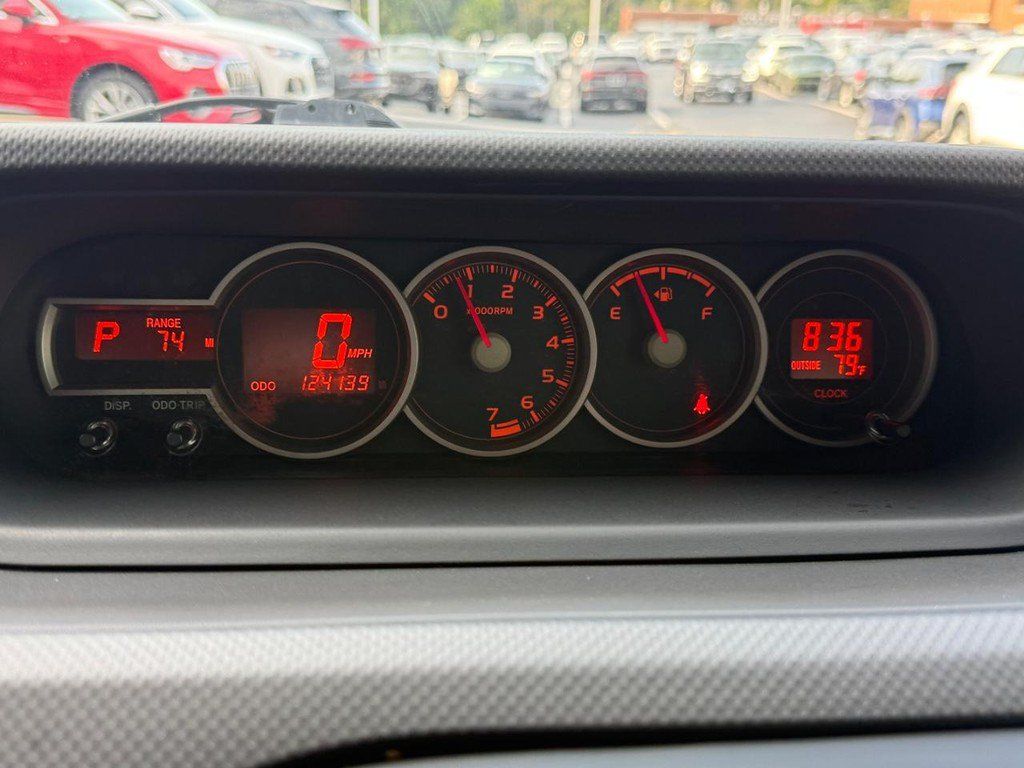 Used 2013 Scion xB FWD image 21
