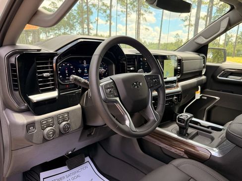 New 2026 Chevrolet Silverado 1500 RST w/ RST All Star Premium Package AWD/4WD image 38