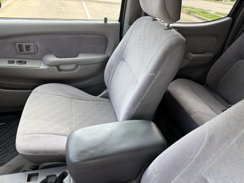 Used 2004 Toyota Tacoma PreRunner RWD image 27
