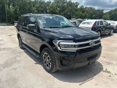 Used 2024 Ford Expedition XLT