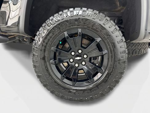 Used 2022 Chevrolet Colorado ZR2 w/ ZR2 Midnight Special Edition AWD/4WD image 54