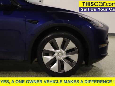 Used 2022 Tesla Model Y Long Range AWD/4WD image 10