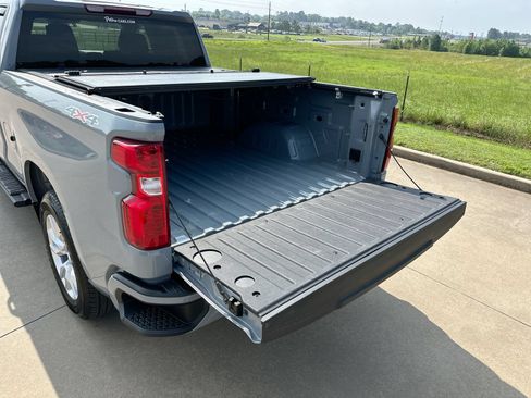 Used 2025 Chevrolet Silverado 1500 Custom AWD/4WD image 22