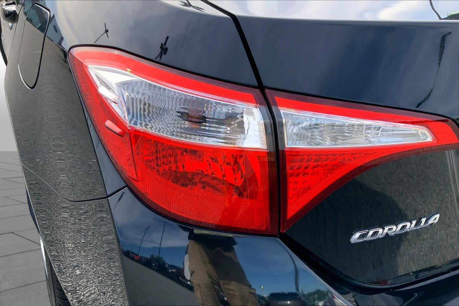Used 2014 Toyota Corolla L FWD image 25