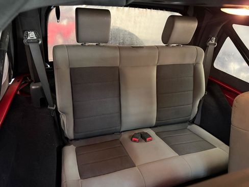 Used 2009 Jeep Wrangler X AWD/4WD image 14