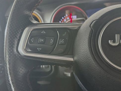 Used 2021 Jeep Gladiator Mojave image 25
