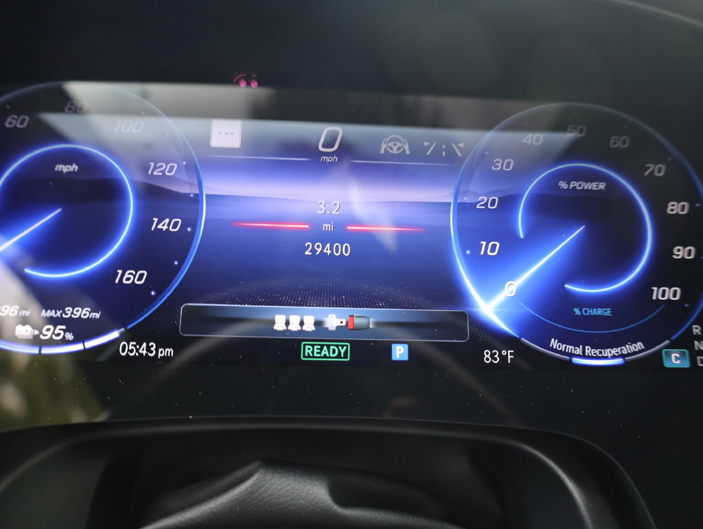 Certified 2023 Mercedes-Benz EQS 580 4MATIC Sedan image 9