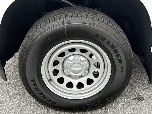 New 2026 Chevrolet Silverado 1500 W/T w/ Trailering Package image 32