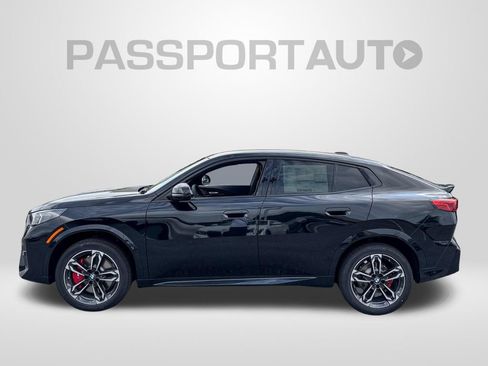 New 2026 BMW X2 xDrive28i w/ Technology Package AWD/4WD image 2