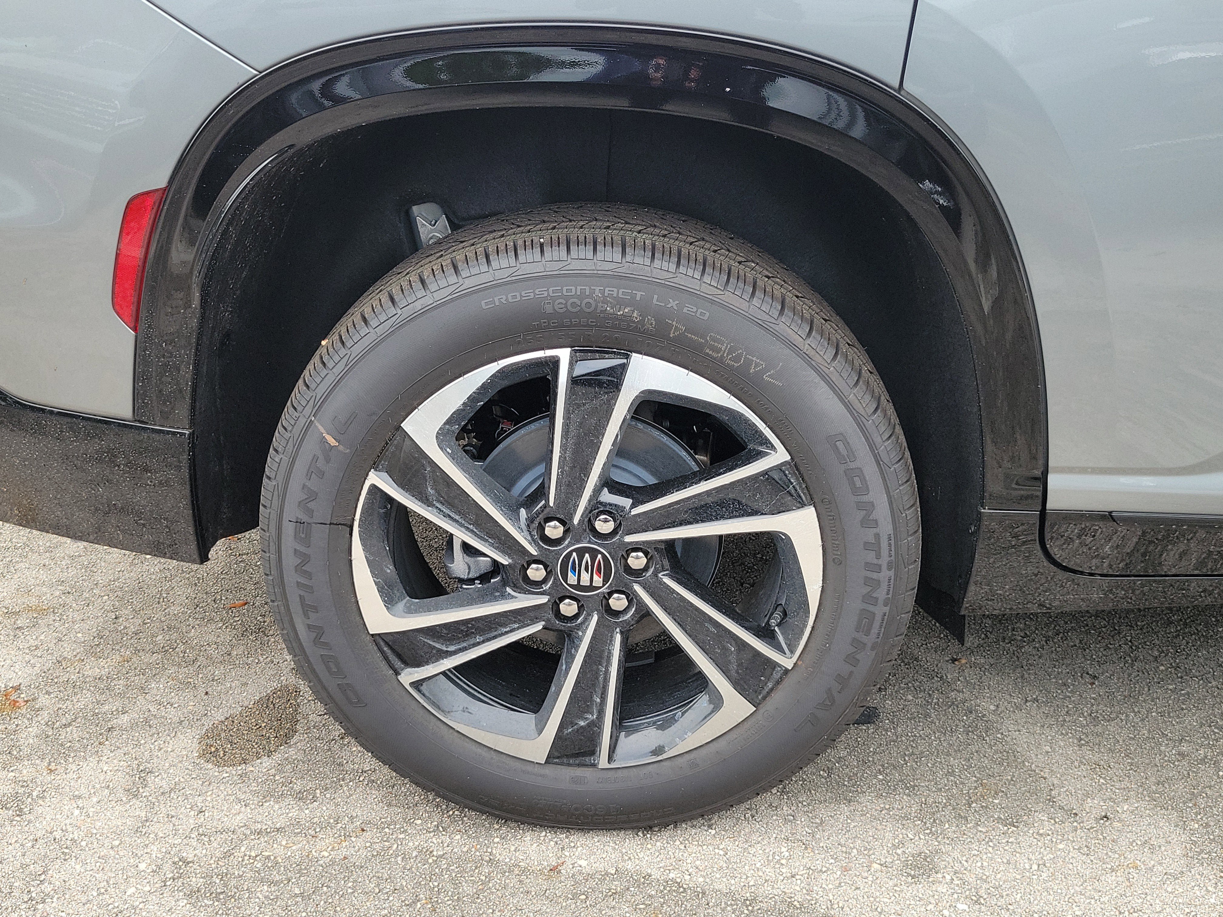 New 2026 Buick Enclave Sport Touring FWD image 4