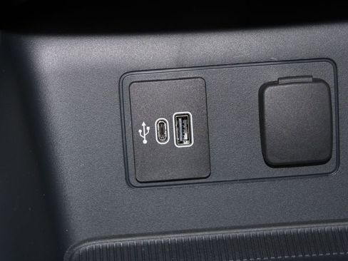 New 2026 Ford Explorer Active RWD image 42