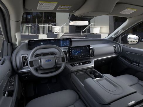 New 2026 Ford Expedition Max Active image 9